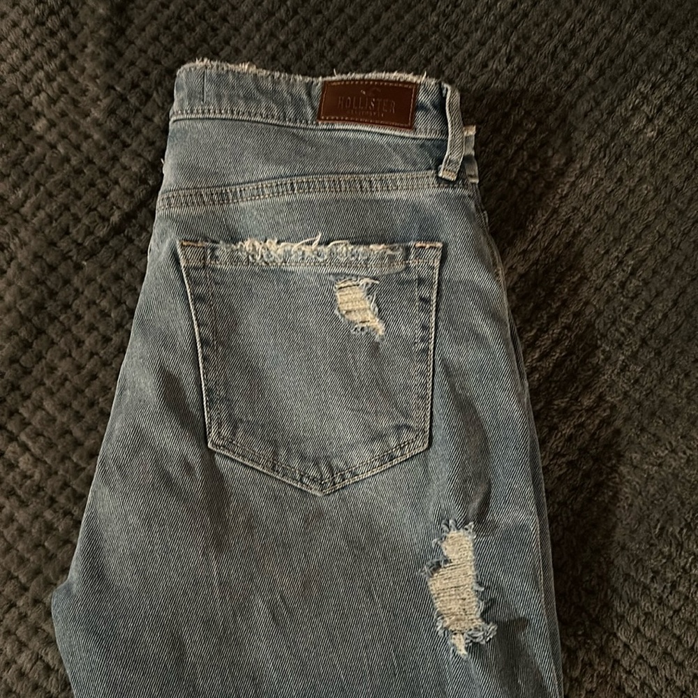 hollister mom jeans